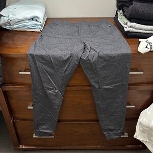 LIKE NEW Lululemon Joggers